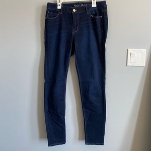 Dark wash skinny jeans